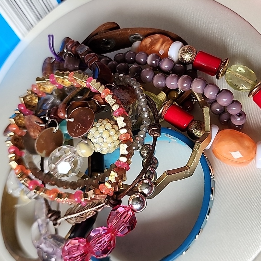 12 Preloved Bracelet Bundle Clearout